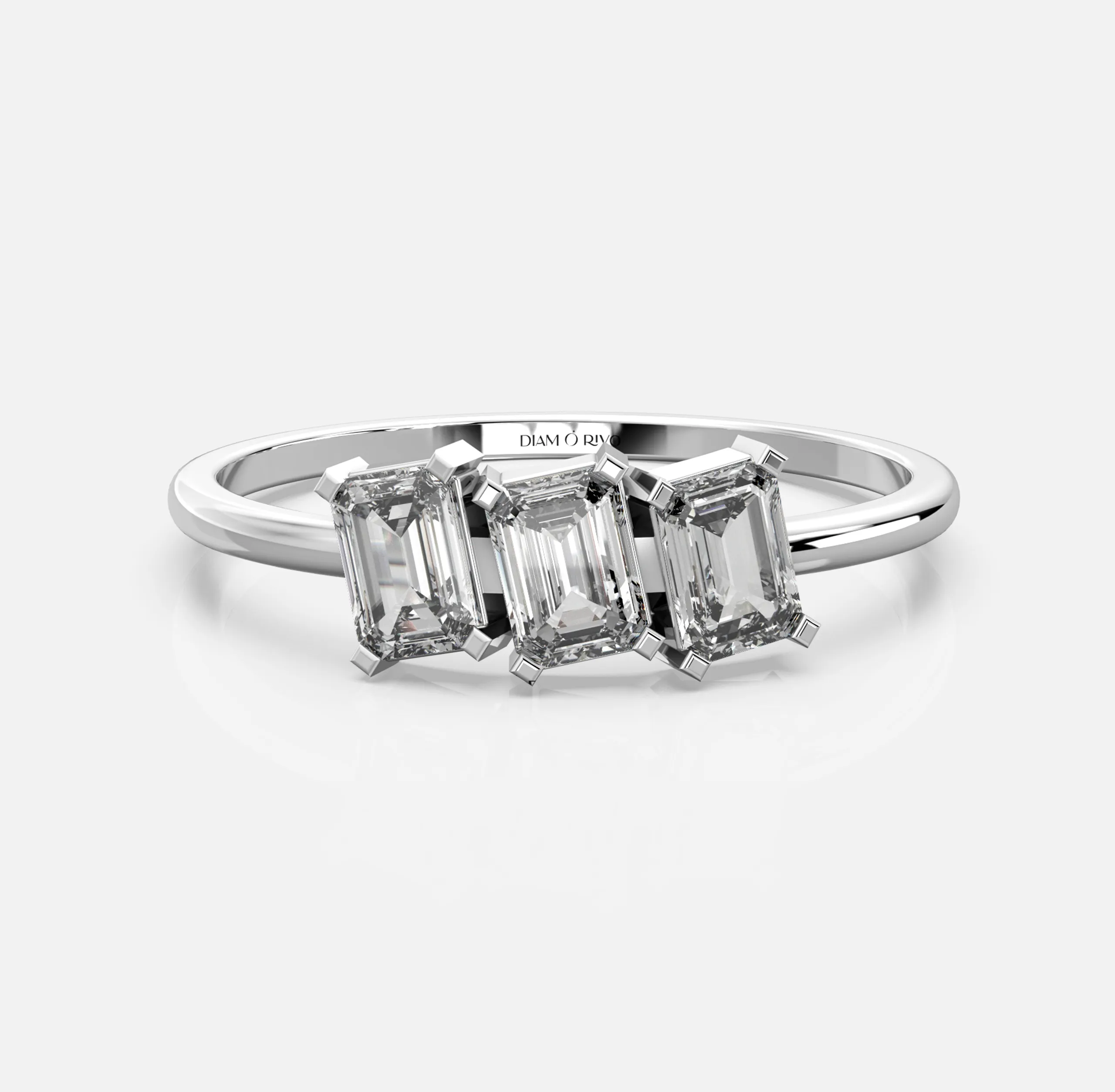 Triara Emerald Grace Ring