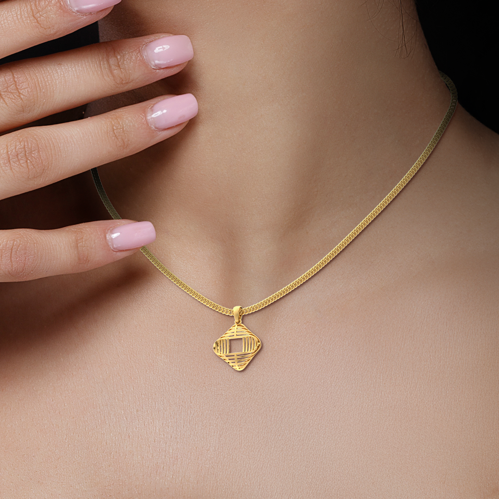 Velmora Structure Pendant