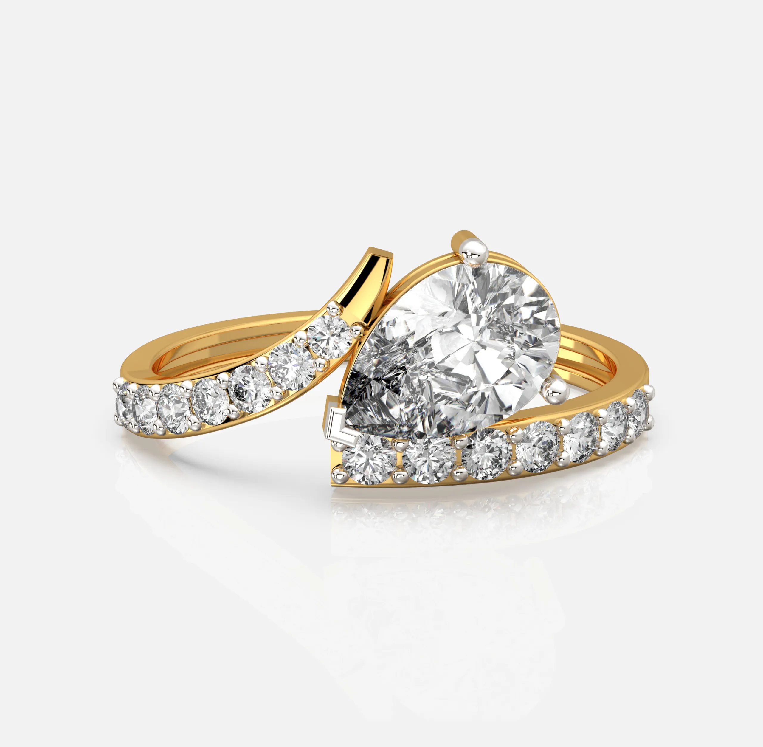 Teardora Grace Diamond Ring