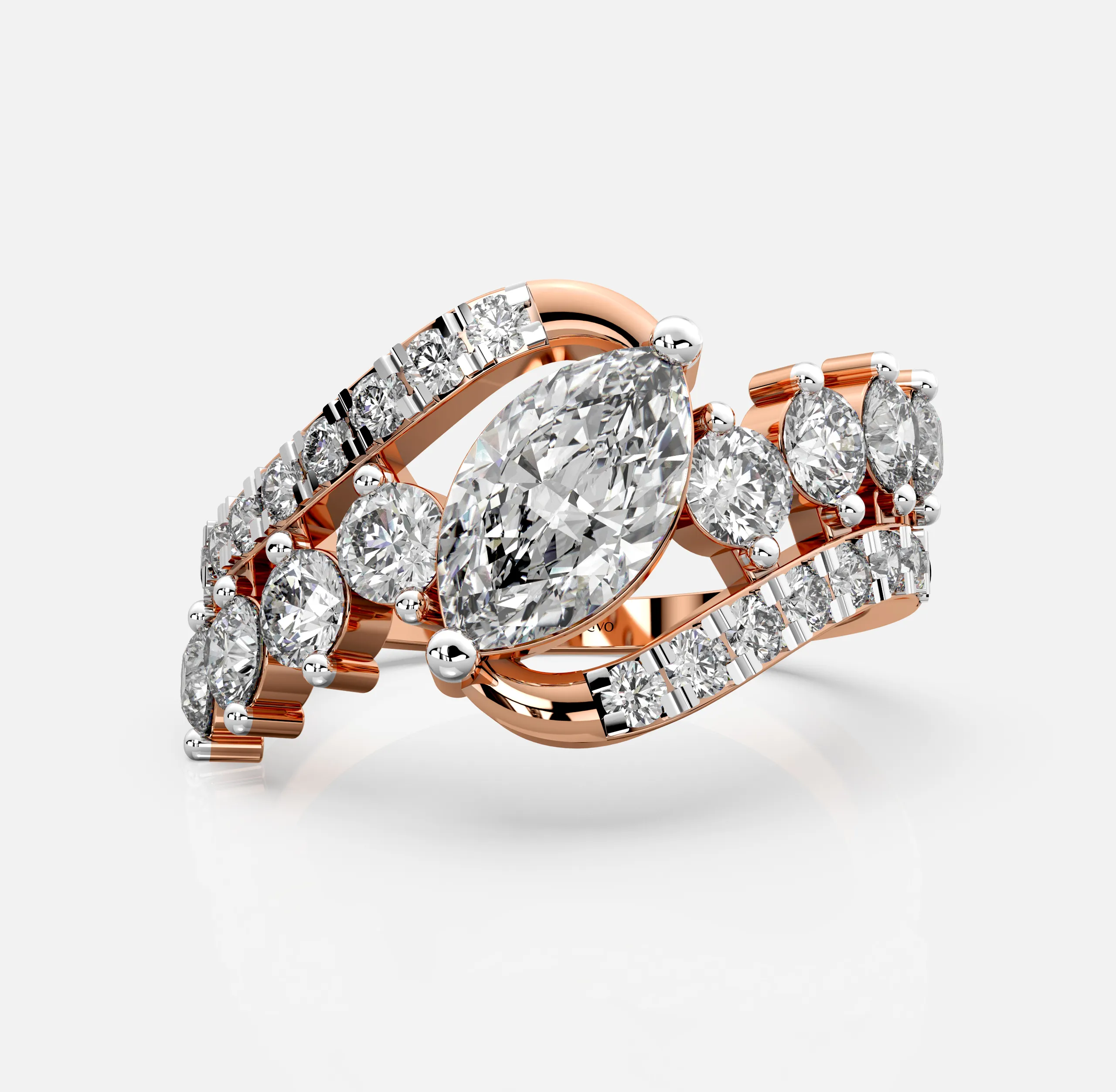 Luxe Aura Diamond Ring