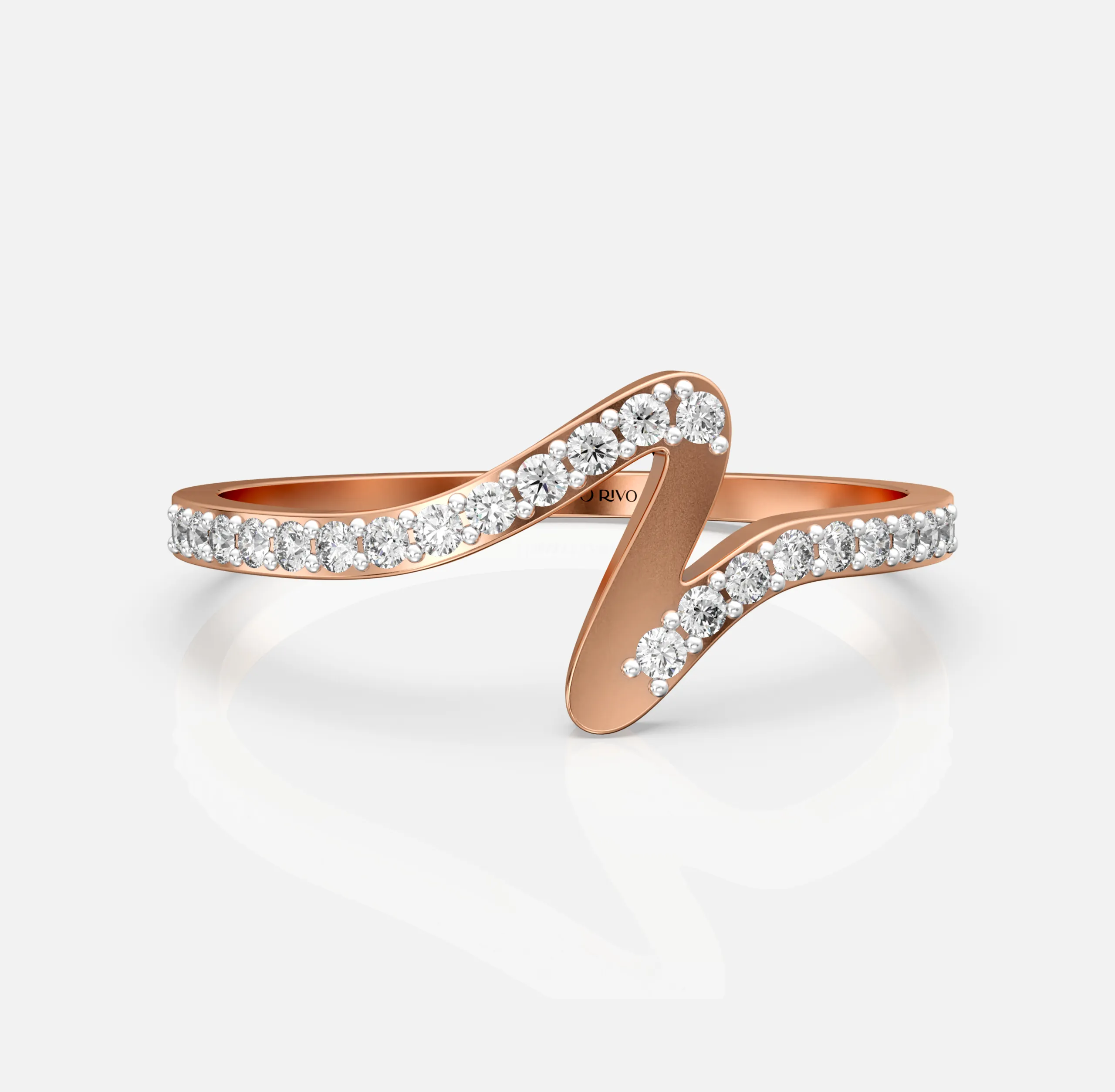Luxe Twist Diamond Ring