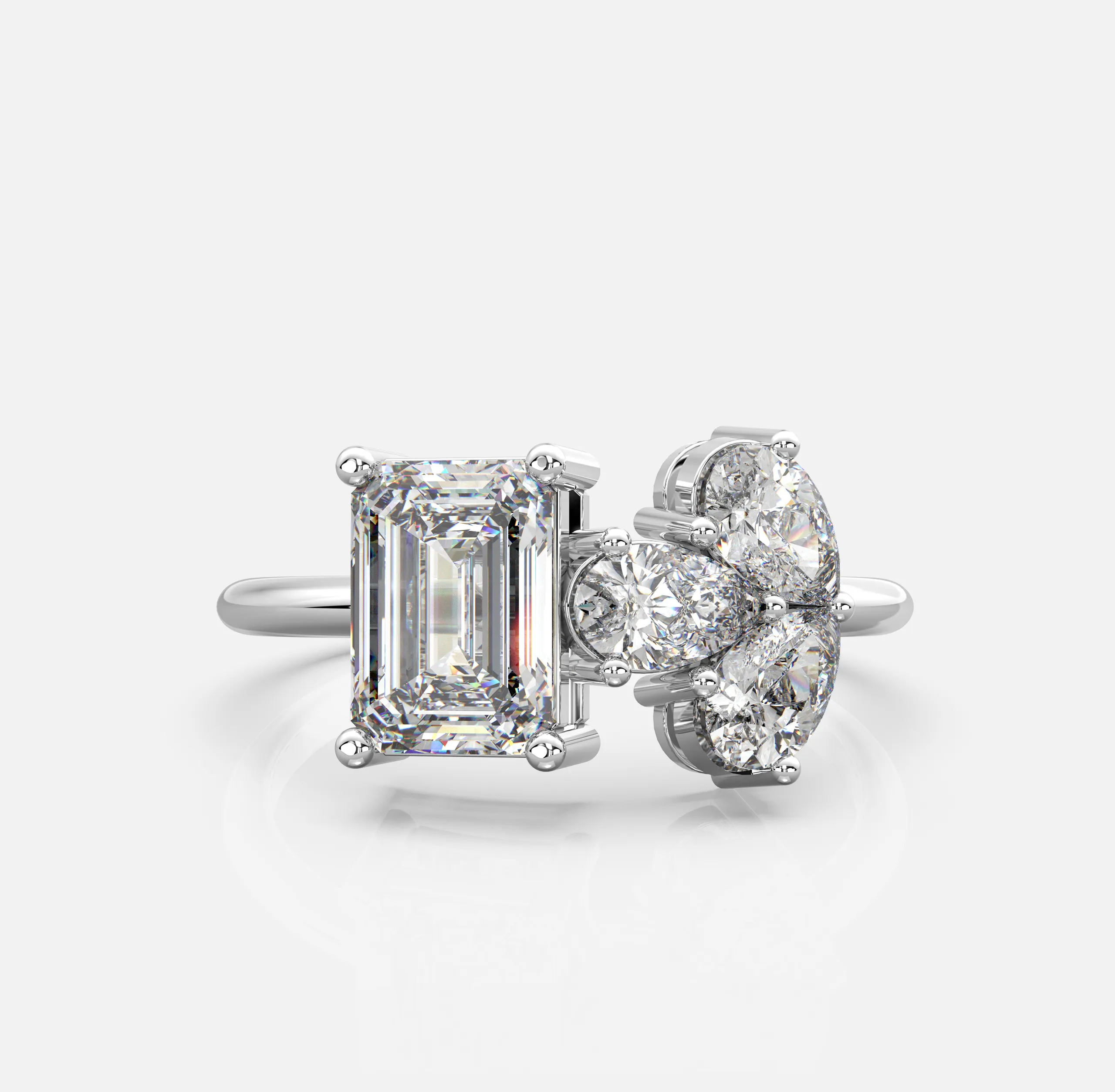 Lunestra Diamond Ring