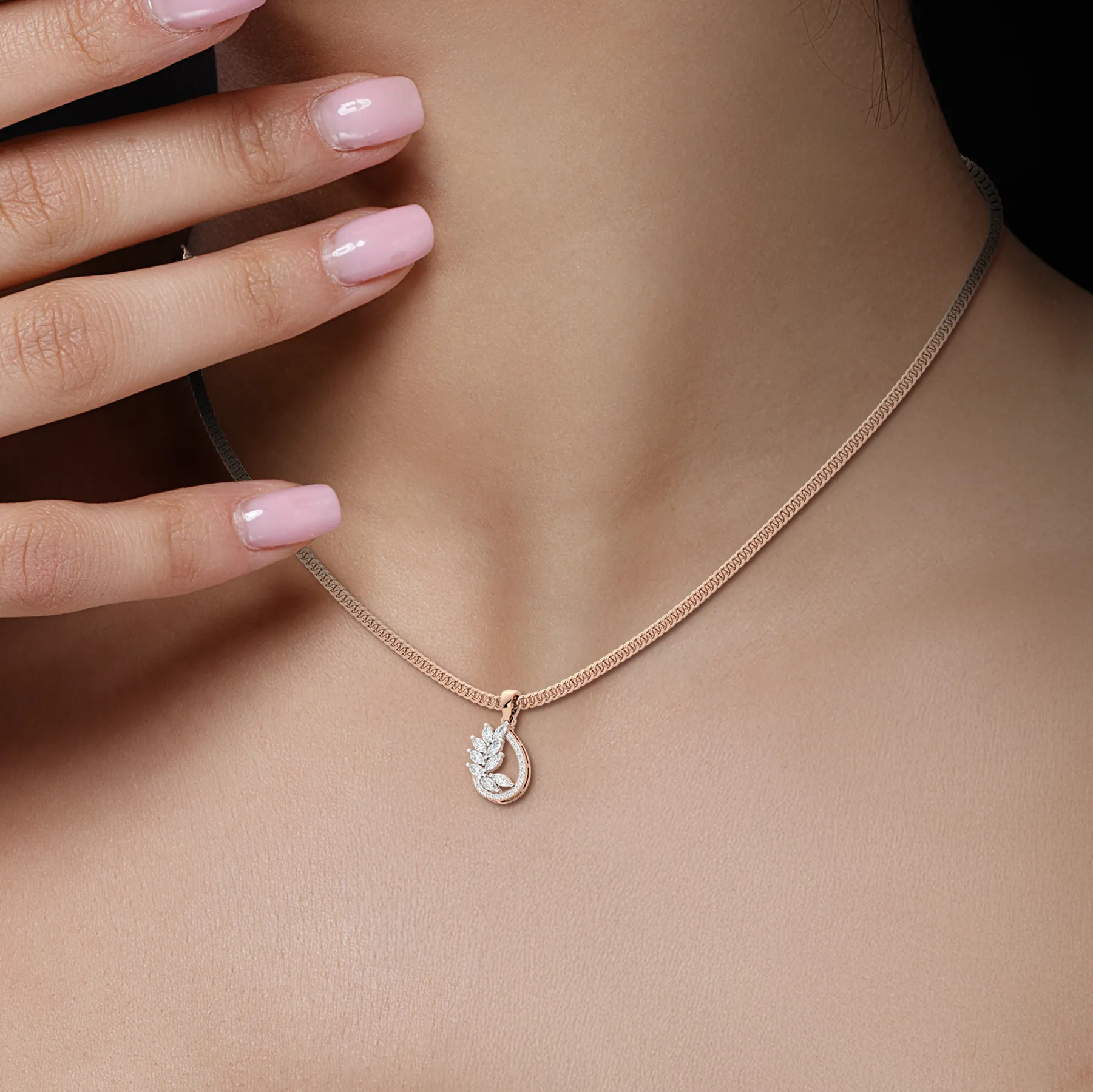 Leaf Crest Diamond Pendant