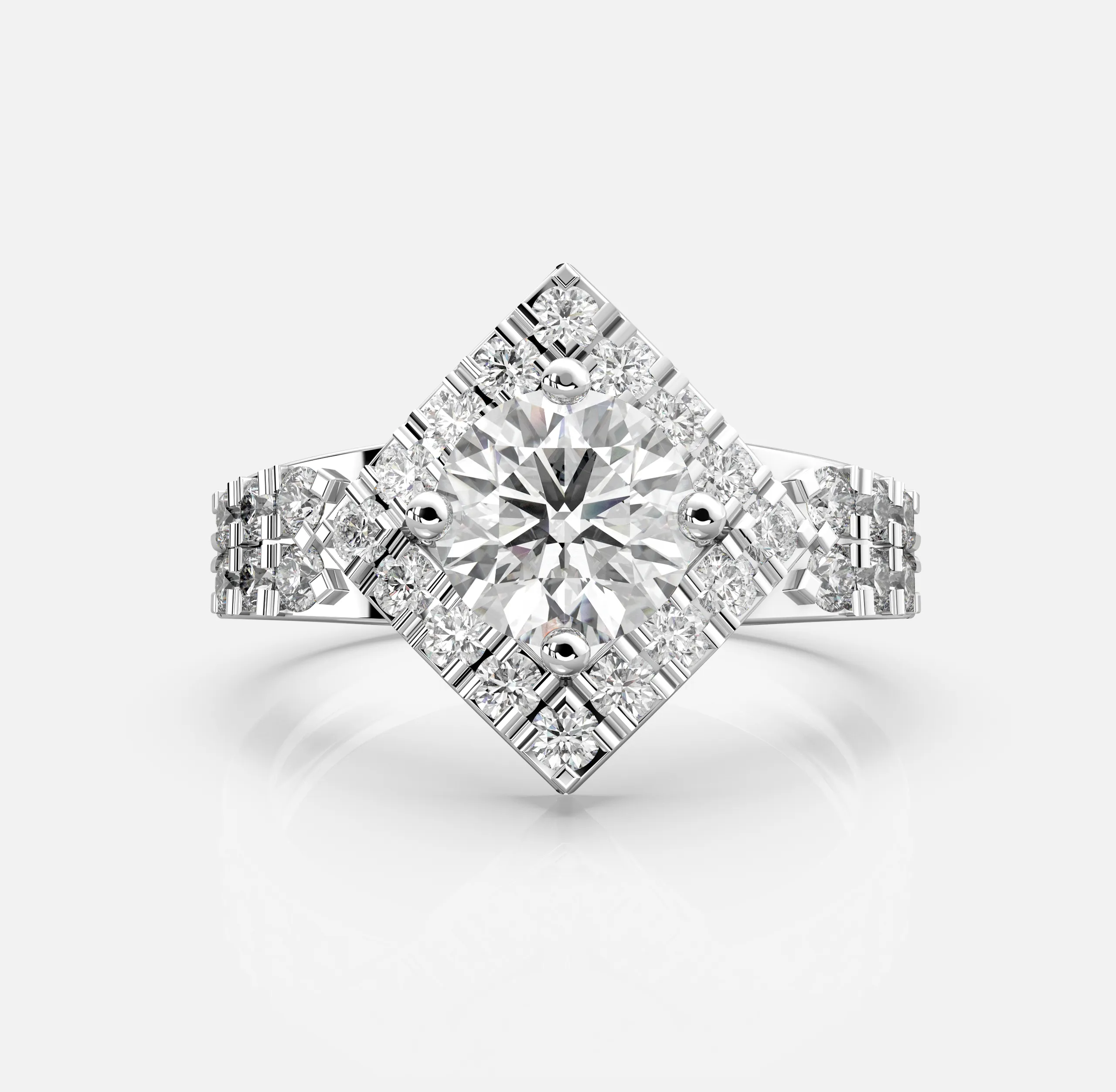 Eterna Majesty Diamond Ring