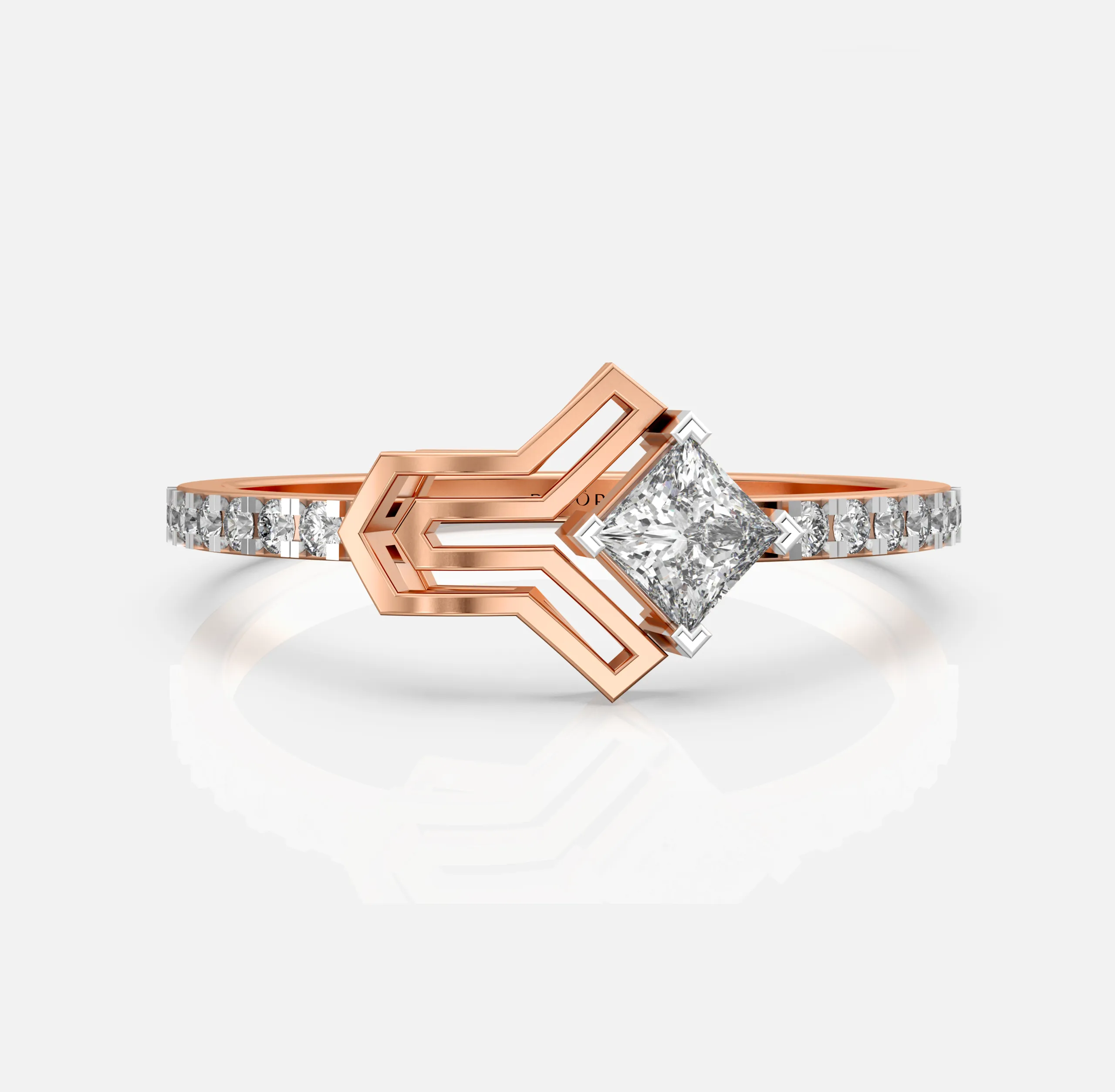Luxe Arrow Diamond Ring